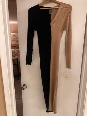 Taylor Dresses Two-Tone Ribbed Midi Dress — Black & Camel